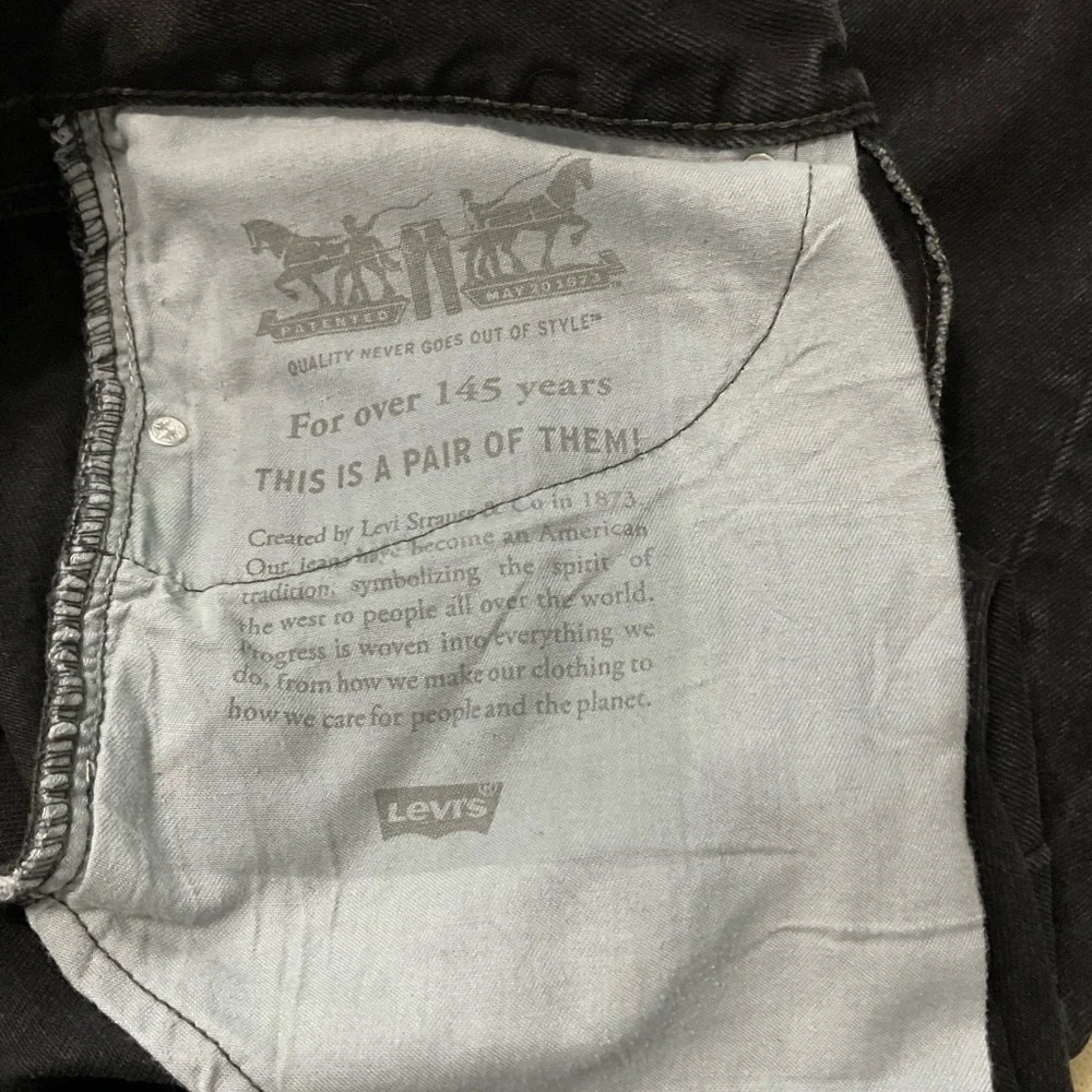 Levi's 505 distressed jeans‎